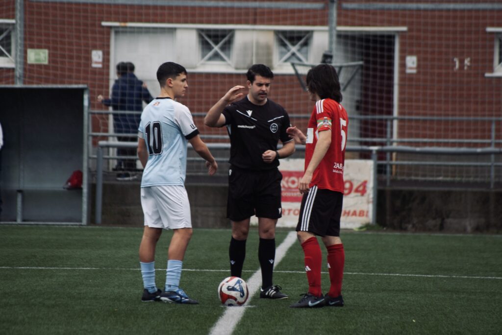 El Cadete A despunta en una jornada de luces y sombras.